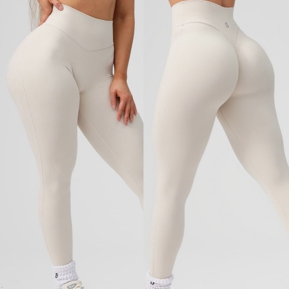 Buffbunny Collection Pants - Buffbunny Aggressive Scrunch Leggings